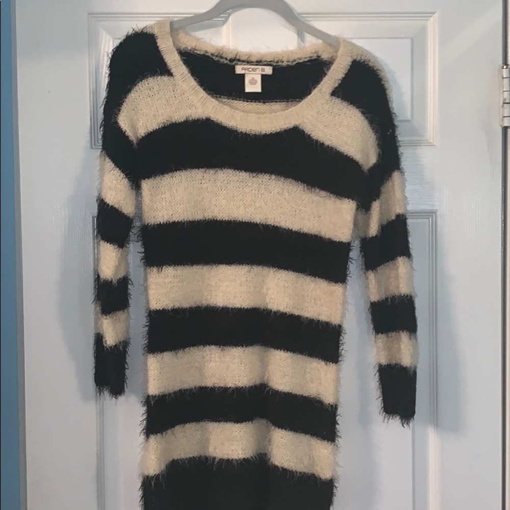 Fuzzy black and white sweater